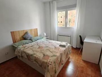 Habitación en Calle de Félix Rodríguez de la Fuente, Moratalaz