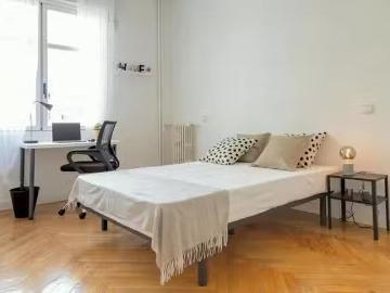 Habitación en Calle de Fernández de los Ríos, Gaztambide