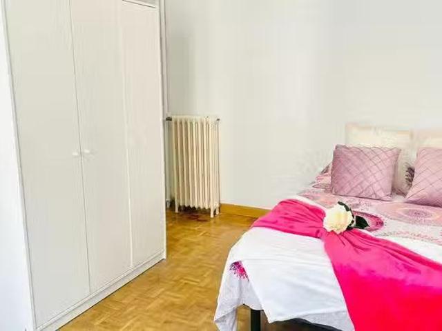 Habitación en Calle de Ferraz, Moncloa Aravaca