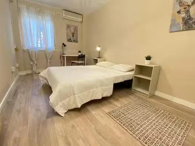 Habitación en Calle de Francia