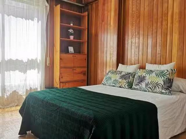 Habitación en Calle de Francisco Silvela, Guindalera