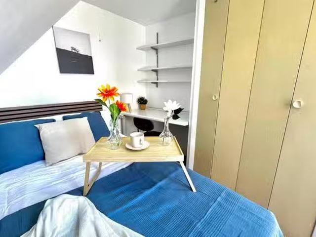 Habitación en Calle de Fray Junípero Serra, Tetuán