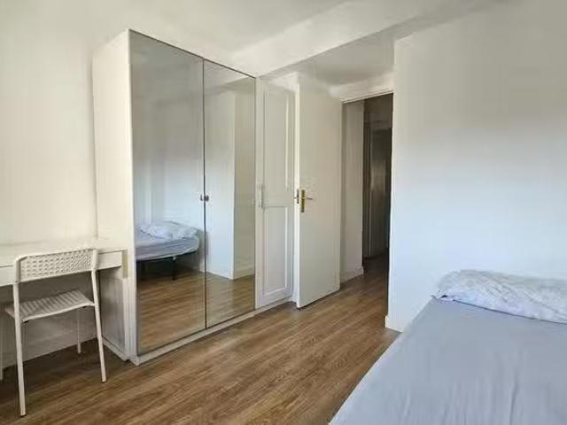 Habitación en Calle de Gutierre de Cetina, Pueblo Nuevo