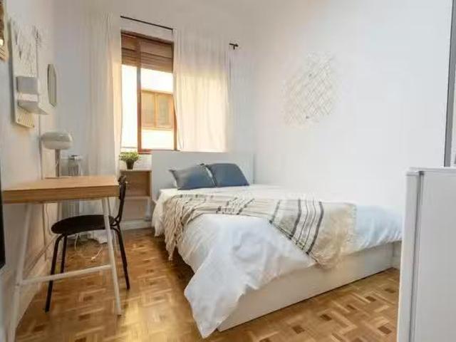 Habitación en Calle de Guzmán el Bueno, Chamberí