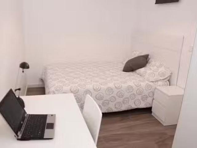 Habitación en Calle de la Cava Alta