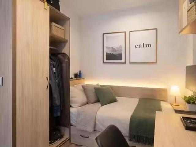 Habitación en Calle de la Princesa, Centro