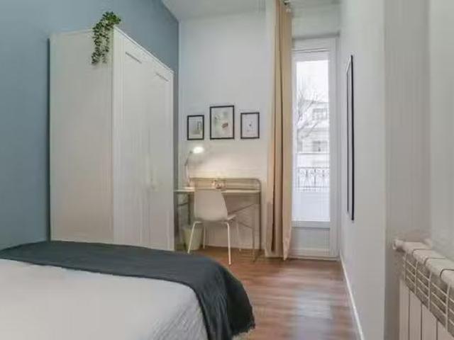 Habitación en Calle de la Redondilla, Centro