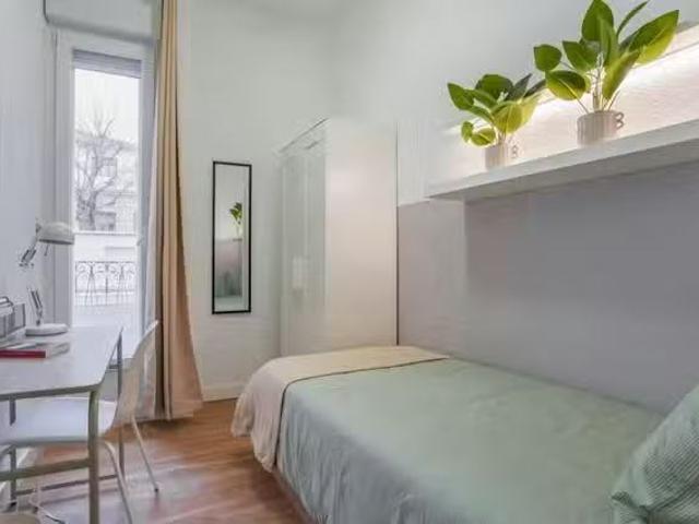 Habitación en Calle de la Redondilla, Centro