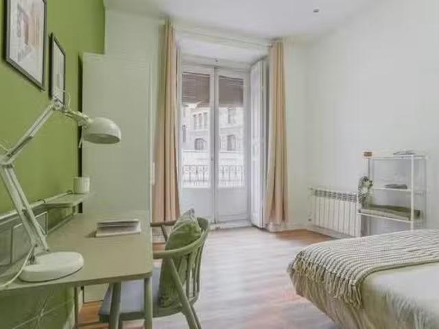 Habitación en Calle de la Redondilla, Centro
