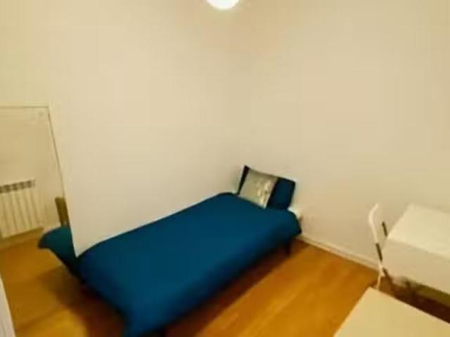 Habitación en Calle de las Infantas, Justicia