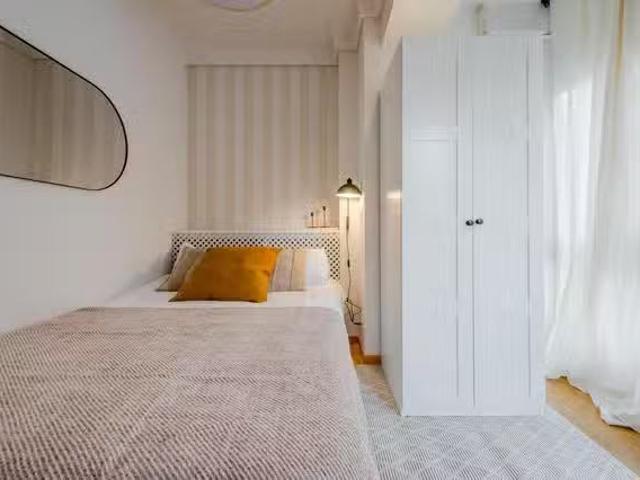 Habitación en Calle de Lérida, Castillejos
