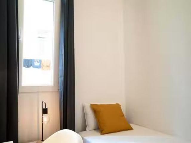 Habitación en Calle de los Caños del Peral