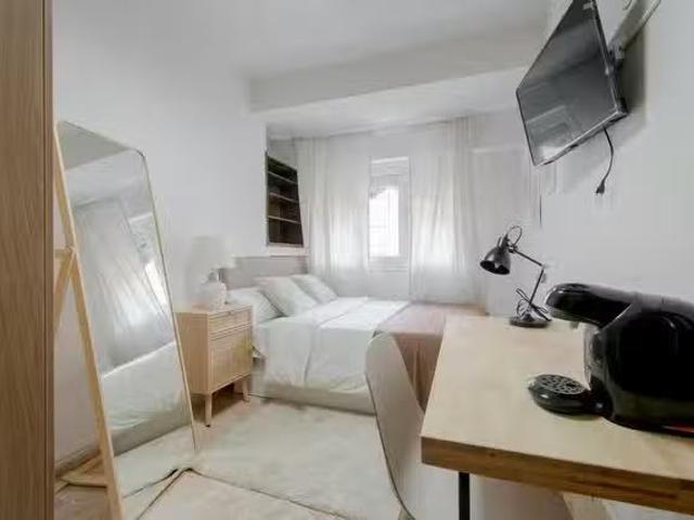 Habitación en Calle de Pérez Ayuso, Chamartín