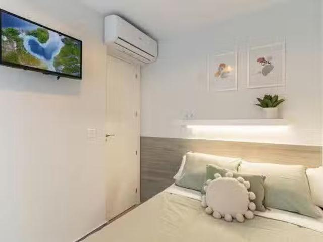 Habitación en Calle de Pinos Alta, Valdeacederas