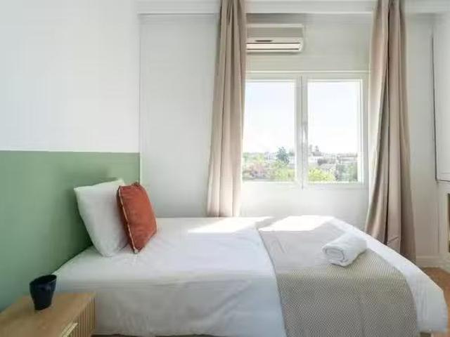 Habitación en Calle de Rafael Herrera, Chamartín