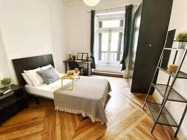 Habitación en Calle de Sagasta