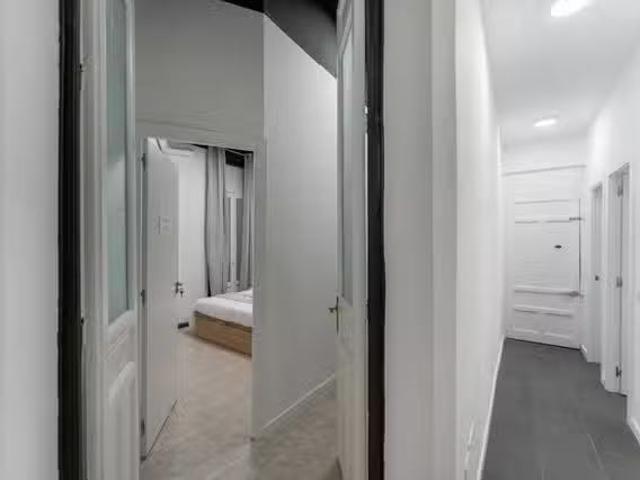 Habitación en Calle de Sagasta, Chamberí
