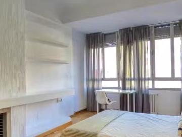 Habitación en Calle de San Bernardo