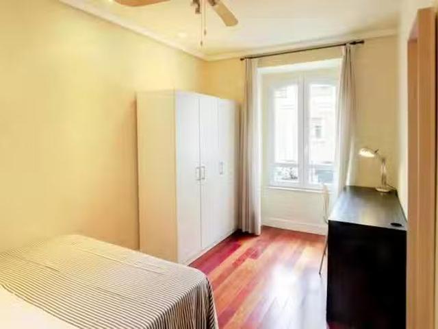 Habitación en Calle de San Bernardo, Centro