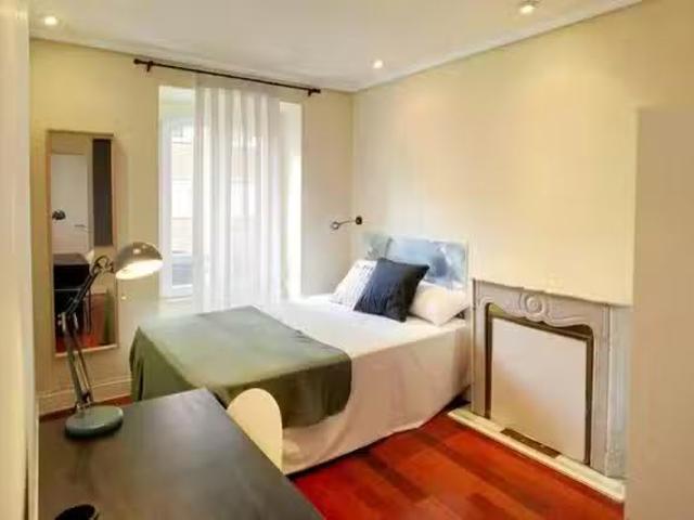 Habitación en Calle de San Bernardo, Centro