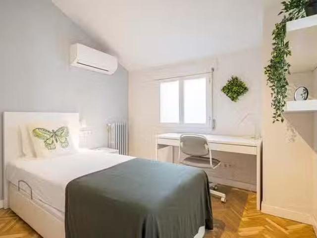 Habitación en Calle de Segovia