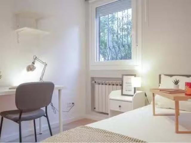 Habitación en Calle de Seseña