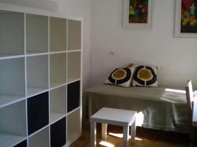 Habitación en Calle de Seseña, Aluche