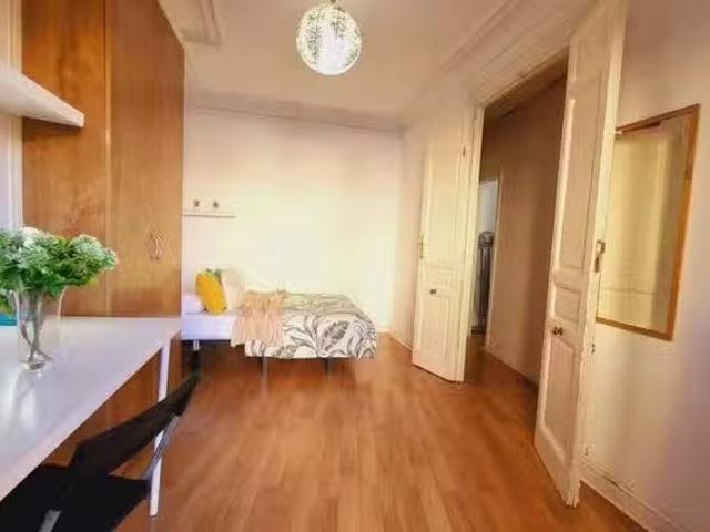 Habitación en Calle de Toledo