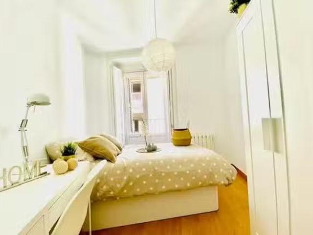 Habitación en Calle de Toledo, Palacio