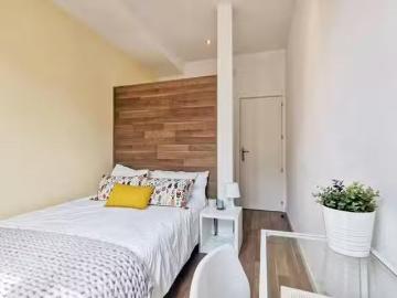 Habitación en Calle de Valencia, Embajadores