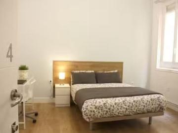 Calle de Valenzuela, Plaza de la Lealtad, Las Cortes, Madrid Centro, Madrid