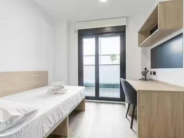 Habitación en Calle de Xaudaró, Valverde