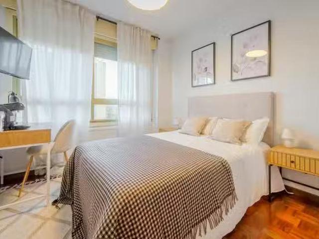 Habitación en Calle del Vizconde de los Asilos, Ciudad Lineal