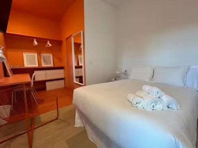 Habitación en Calle del Zenit, Aravaca