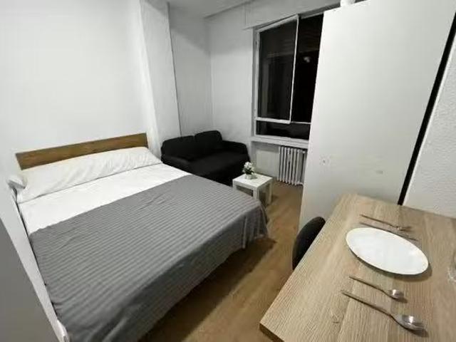 Habitación en Calle del Alcalde López Casero, Concepción