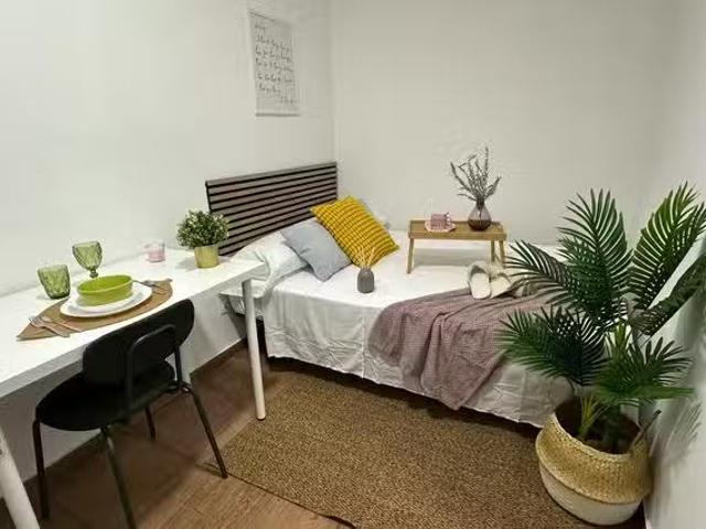 Habitación en Calle del Ave María, Centro