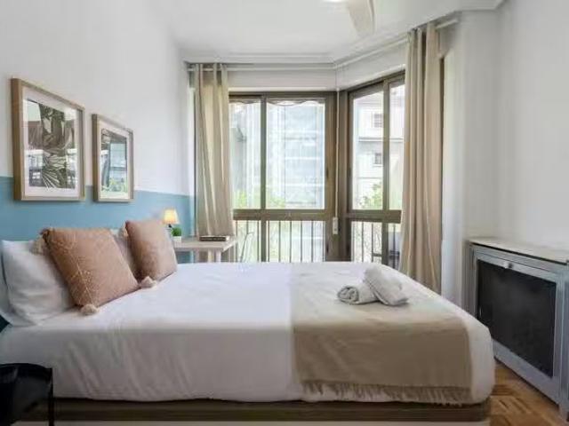 Habitación en Calle del Doctor Fourquet, Centro