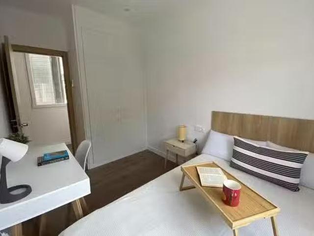 Habitación en Calle del Doctor Urquiola, Vista Alegre