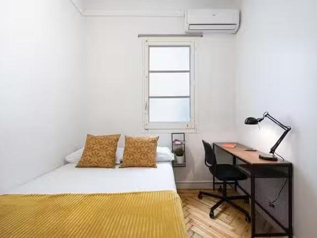 Habitación en Calle del Duque de Sesto