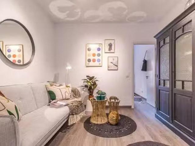 Habitación en Calle del Oso, Embajadores