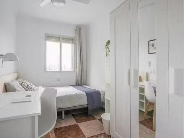 Habitación en Calle del Puerto de Almansa, Puente de Vallecas