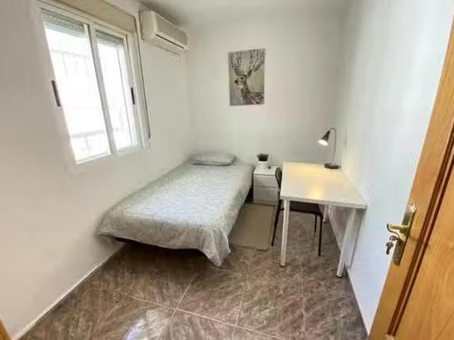 Habitación en Calle Extremadura