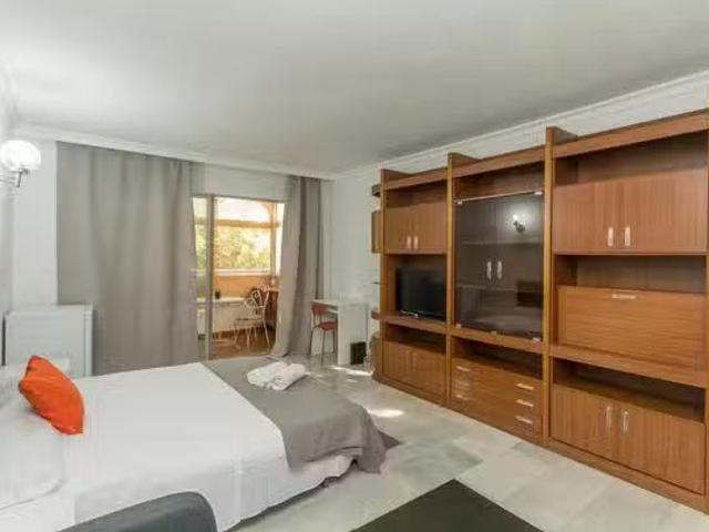 Habitación en Calle Ferrocarril del Puerto, Distrito Centro