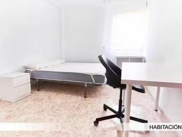 Habitación en Calle Francisco Carrera Iglesias, El Cerro