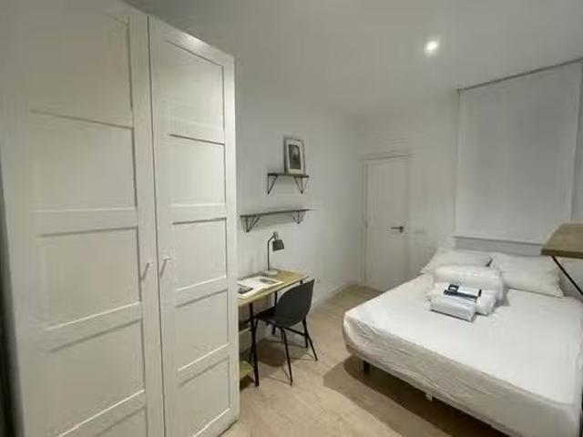 Habitación en Calle Francos Rodríguez, Bellas Vistas