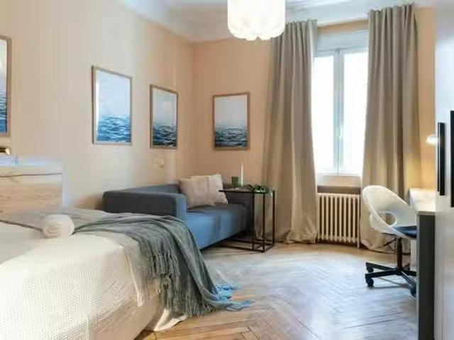 Habitación en Calle Isabel La Católica, Palacio