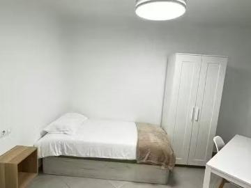 Habitación en Calle Juan XXIII