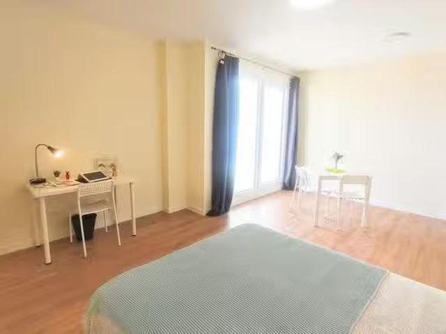 Habitación en Calle José Martínez Boxeador