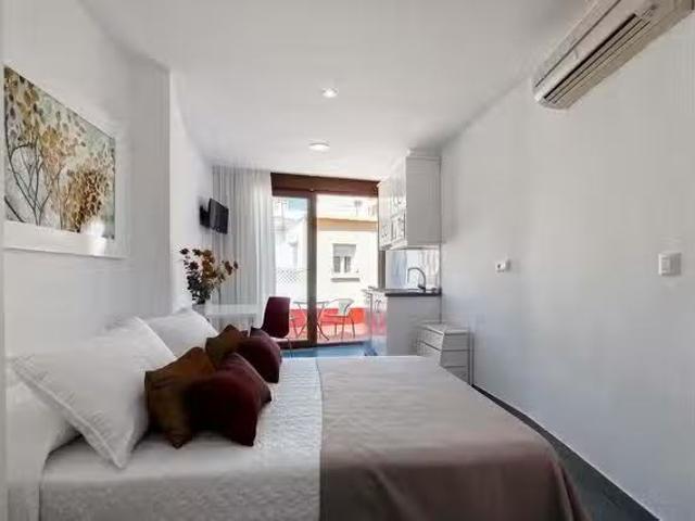 Habitación en Calle Pozo, San Antón