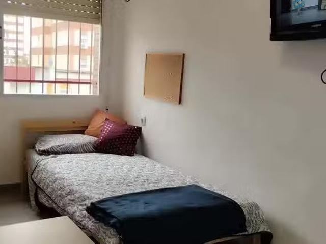 Habitación en Calle Primavera